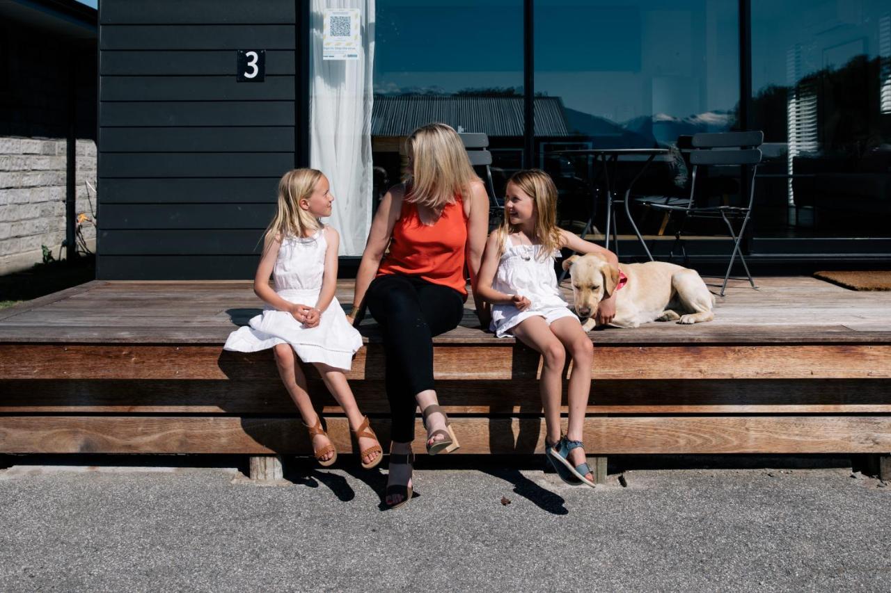 Villa 3 - Sunny Brand New House Wanaka Exterior foto
